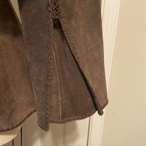 Beautiful fine suede jacket with knit stitching